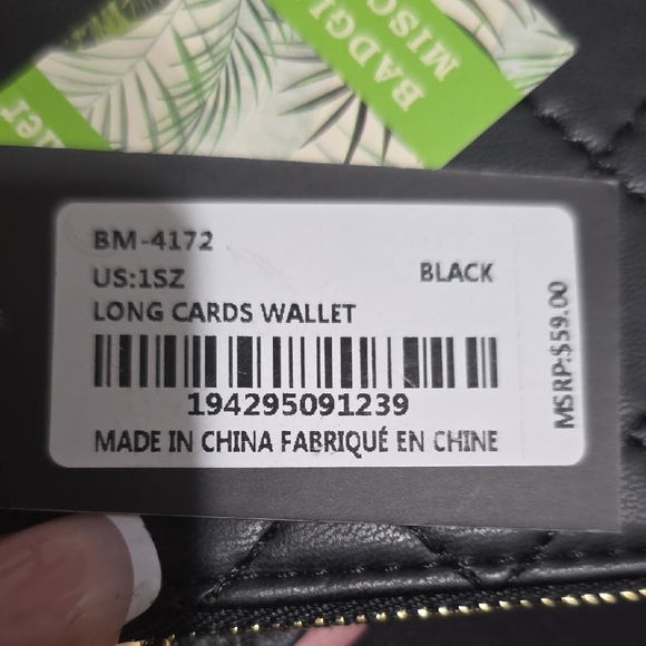 NWT Badgley Mischka🔥 Black Quilted Wallet - Picture 4 of 4